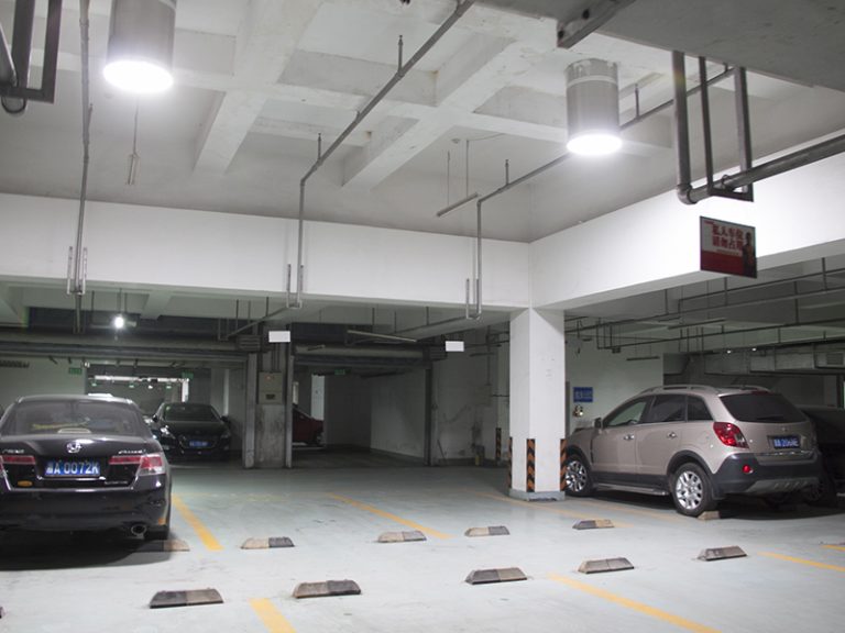 Tubo solar Solatube: UndergroundParking